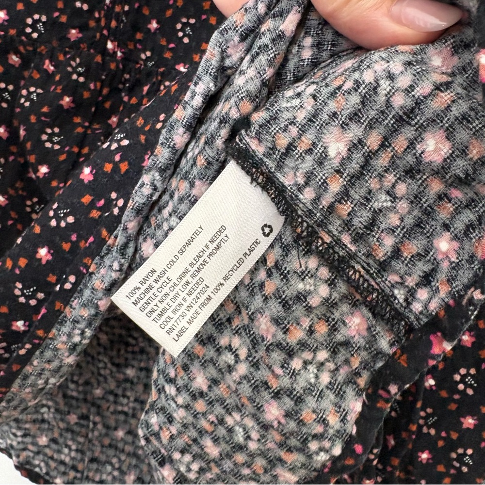 Universal Thread Peasant Flowy Blouse - image 5